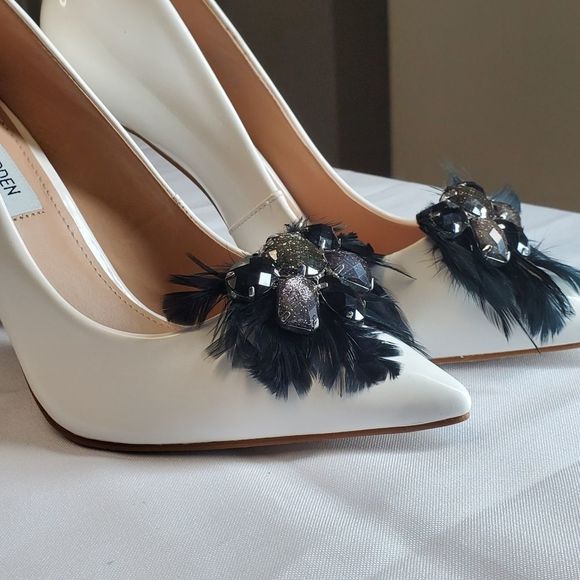 Feathers Detachable shoe clip/brooch - Picture 4 of 12